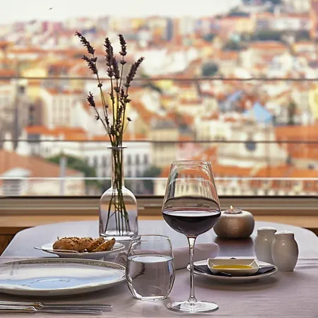 Pessoa Ξενοδοχείο 4*