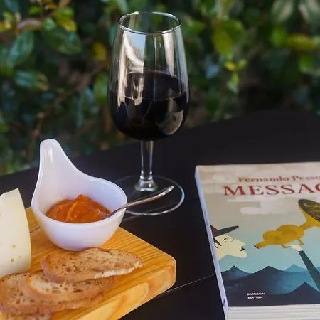 Отель Pessoa Лиссабон