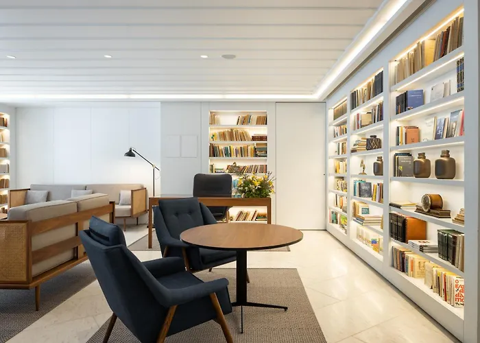 Pessoa Отель Лиссабон