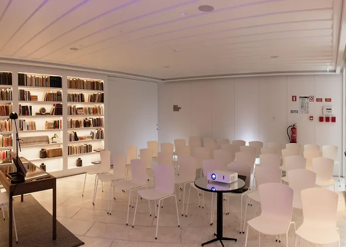 Pessoa Отель Лиссабон